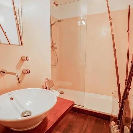 فيلة Aralinn By Hello Homes
